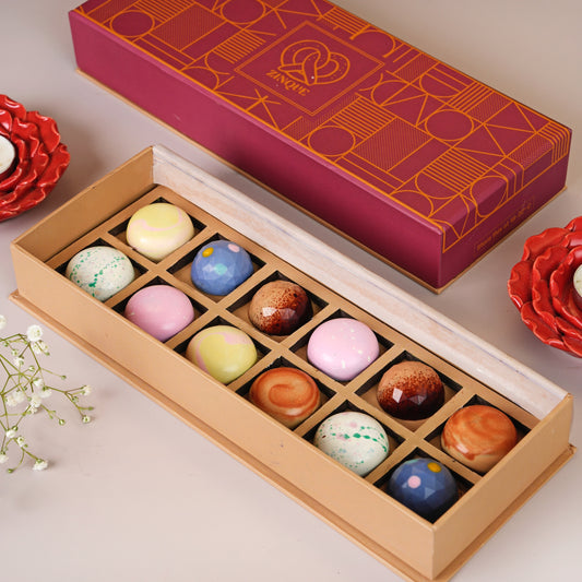 Signature Box of 12 Bon Bon